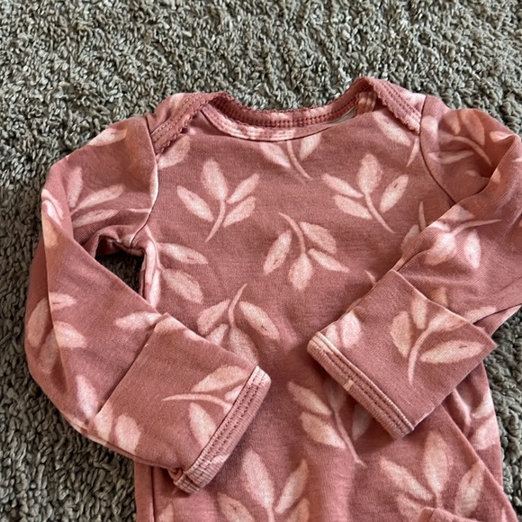 Carters newborn onesies and pants bundle - Picture 3 of 5